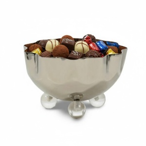 ถาดของขวัญช็อกโกแลตโลหะหรูหราแบบขายส่ง ชามโลหะสีเงินแบบตอกลาย สำหรับงานแต่งงาน งานปาร์ตี้ และทุกงานอีเว้นท์ ในราคาโรงงาน - Product Image 6