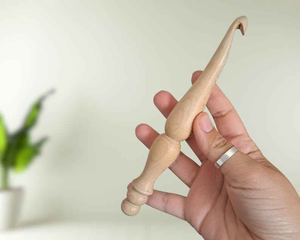 Ganchos de Crochet Multifuncionales de Madera de Palisandro de Calidad de Exportación India, Accesorio de Costura para Tejer a Mano, Venta por blossom craft india - Product Image 4