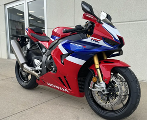 OFERTA Motocicletas CBR1000RR-R 2026-2025 999cc Entrega a Nivel Nacional - Product Image 5