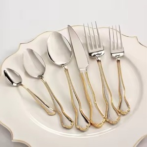 ชุดช้อนส้อมมีดโลหะหรูหรา พรีเมียม สำหรับงานแต่งงาน รีสอร์ท และร้านอาหาร - Product Image 4