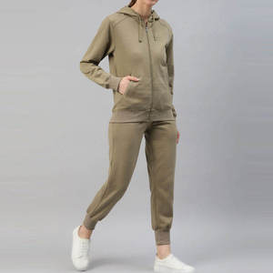Trajes Deportivos para Mujer a Bajo Precio, Hechos de Algodón/Poliéster, Ropa Deportiva Transpirable para Adultos - Product Image 4
