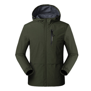 Men's Custom Nonwoven Polyester/Nylon <b>Quilted</b> Jacket with Waterproof Eco-Friendly Zipper Pockets for <b>Winter</b> Outdoor Hiking - Product Image 3