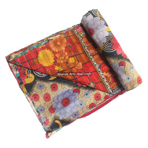 Indian Print Kantha <b>Quilt</b> Floral <b>Quilt</b> Bedspread Bedding Blanket Indian Reversible Hand Stitched Heavy <b>Throw</b> Old Sari Blanket - Product Image 3