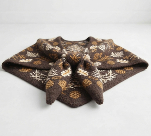 Châle triangulaire en tissu tricoté doux pour femmes, couleurs unies, offre chaleur, écharpes et châles traditionnels - Product Image 4