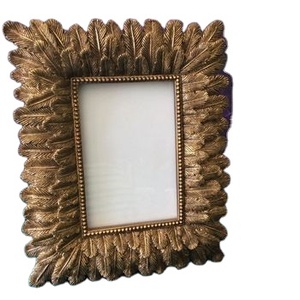 Cadre photo numérique en métal laiton antique avec motif plume d'oiseau en relief, idéal pour la décoration de la maison et du bureau, cadeau de retour - Product Image 1