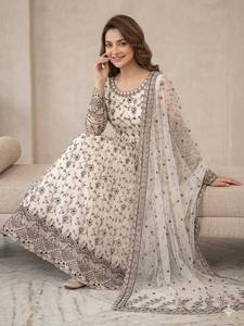 Robe Anarkali brodée pour femme avec dupatta – Robe ethnique de créateur pour les occasions spéciales - Product Image 6
