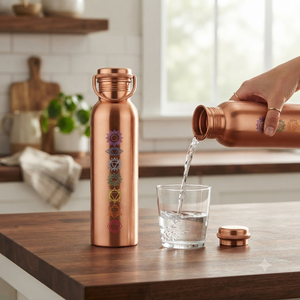 Botella de Agua de Cobre Premium con Diseño de 7 Chakras y Agarre |   Botella Ayurvédica Hecha a Mano para Viajes de Yoga, Regalo, Exportador Mayorista Profesional - Product Image 3