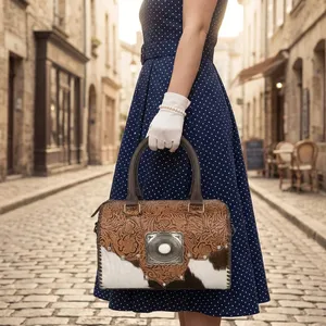 Genuine Leather Shoulder Bag Women <b>Handbag</b> Zipper Purse Portable Daily Travel Bag Luxurious Look - Product Image 1