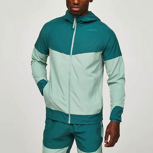 Conjunto Deportivo de Dos Piezas para Hombre, Chaqueta Cortavientos Delgada y Pantalones Cortos de Nailon y Poliéster, Traje Deportivo con Capucha para Verano - Product Image 3