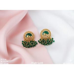 Boucles d'oreilles Jhumka élégantes en perles de créateur, design doré de style temple, bijoux ethniques pour mariée, mariage et soirée pour femmes - Product Image 3