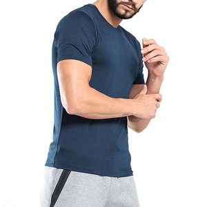 Camisetas ligeras de fitness para hombre, corte atlético, camiseta deportiva transpirable para correr y entrenar, camisetas de fitness para hombre de corte ajustado. - Product Image 4