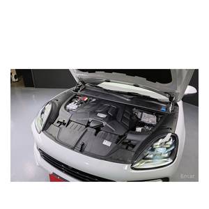 Porsche Cayenne 3.0 Coupé 2024, 7/2024, 37 289 km, Boîte Automatique, Sièges en Cuir, Volant à Gauche, Caméra Arrière - Product Image 6