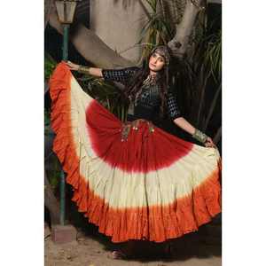 Falda Maxi Bohemia Hecha a Mano con Volantes y Tie-Dye, Degradado Rojo con Capa Intermedia Crema y Borde Naranja Oxidado - Product Image 1