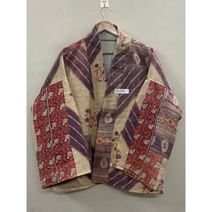 Chaqueta Kimono Kantha de patchwork 100% algodón hecha a mano, manga larga, cuello chal, ecológica, para mujer. - Product Image 5