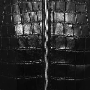 Veste en cuir véritable pour homme de luxe, avec impression personnalisée en relief, col montant, logo personnalisé, tailles sur mesure, fabrication artisanale, style streetwear - Product Image 5