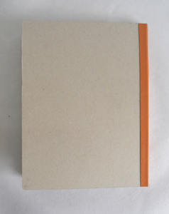 Organizador Elegante y Sencillo para Seminarios y Conferencias con Ranuras para Bolígrafos de Cuero Genuino y Bolsillo para Diario de Cuero Genuino - Product Image 3