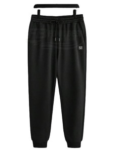 Full Sleeve Winter <b>Tracksuit</b> Crafted For Cold Season With Warm Fabric Soft Feel And Relaxed Fit Perfect For Everyday Comfort - Product Image 2