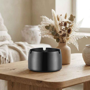 Cendrier compact en métal pour bureau, balcon et jardin - Product Image 4