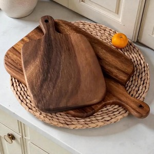 Planche à découper multifonction en bois dur pour trancher légumes, fruits, viande, pain, fromage, facile à nettoyer, durable, écologique, pour une utilisation en cuisine. - Product Image 2