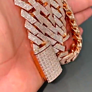 สร้อยคอเงินแท้ 925 พรีเมียม ประดับเพชรโมอิสซาไนต์ VVS แบบ Cuban Link ได้รับการรับรองจาก GRA สำหรับผู้ชายและผู้หญิง - Product Image 3