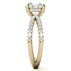 Anillo de compromiso de lujo con diamante redondo brillante de laboratorio y halo oculto de tallo dividido para mujeres y niñas - Product Image 5