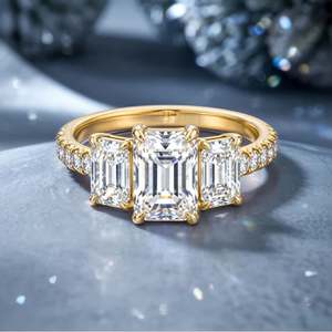 Bague en moissanite taille émeraude en argent sterling 925 plaqué or rose, solitaire de luxe pour fiançailles et mariage, cadeau pour elle - Product Image 1