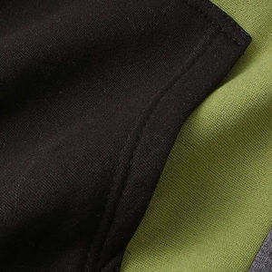 Sudadera con Capucha para Hombre, Color Verde Oliva, Manga Raglán, Diseño con Bloques de Color y Bolsillos, Estilo Casual para Otoño, Corte Regular, Felpa Francesa - Product Image 4