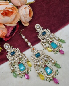 Collar de diseñador con piedra de corte radiante hecho a mano, con aretes y mangtika para mujer, colección de joyería tradicional étnica. - Product Image 6