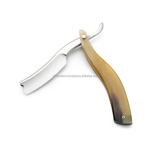 Brocha de Afeitar de Cuerno de Búfalo Impermeable de la Mejor Calidad, Hecha a Mano con Cerdas de Pelo de Tejón Premium, Mango Pulido Estilo Animal, Suave - Product Image 6