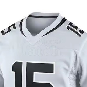 Maillot léger pour homme en tissu respirant avec une coupe confortable pour les passionnés de football et les supporters - Product Image 4