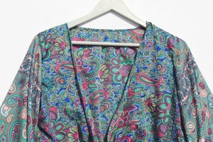 Top de seda con estampado Floral para mujer, ropa de playa Hippie Bohemia, mangas acampanadas, abrigo de seda, elegante Top corto de seda para mujer, novedad - Product Image 6