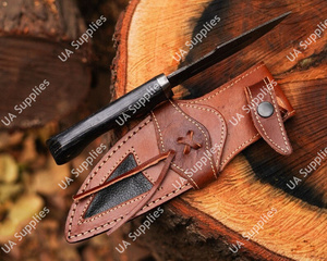 Couteau de chasse et de camping industriel à lame fixe en acier Damas forgé à la main, avec étui, poignée en bois à prise ferme, OEM - Product Image 4