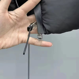 Chaqueta de plumón cálida para hombre, con logo y diseño personalizados, a prueba de viento, transpirable, estilo urbano para hombre - Product Image 6