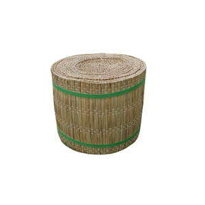 Tapis en jonc tissé à la main en fibres naturelles pour une utilisation intérieure et un assise confortable sur le sol dans les maisons et les espaces de vie - Product Image 1