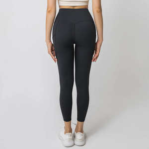 Leggings de yoga pour femmes de haute qualité, respirants, doux, pour l'entraînement, avec logo personnalisé, pantalons de sport mi-longs avec poches, streetwear d'hiver - Product Image 3