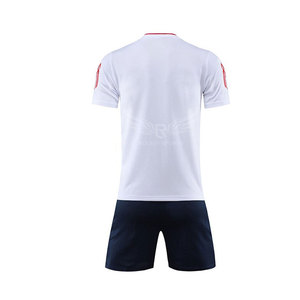 Fabrication en usine de vêtements de sport, uniforme de football, couleur personnalisée, uniforme de football de haute qualité pour adultes - Product Image 2