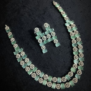 Classic American Diamond Bridal Jewelry <b>Set</b> Two-Piece <b>Necklace</b> <b>and</b> <b>Earrings</b> for Wedding Fashionable Classic Style - Product Image 1