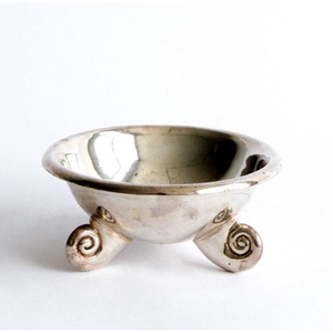 Vintage Metal Bowl With Spiral <b>Feet</b> Polished Handmade Tableware <b>For</b> Home Hotel <b>Table</b> Centerpiece Food Serving Luxury Bowls - Product Image 1