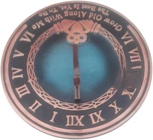 Horloge solaire en laiton de 10 pouces avec motif peint pour jardin, extérieur, cour, décoration intérieure et cadeau pour les amateurs de jardinage - Product Image 6