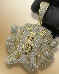 Colgante de oro con diseño de apilado de billetes, totalmente engastado con moissanita de corte brillante, en plata 925 chapada en oro de 18K, joyería hip hop para hombre - Product Image 4