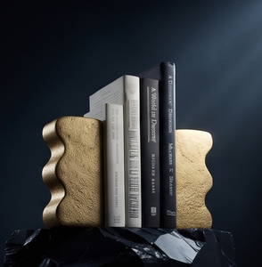 Porte-livres sculpturaux en aluminium de style Art déco, design moderne et décoratif, avec motif ondulé - Porte-livres décoratifs multi-pièces pour adultes - Product Image 3