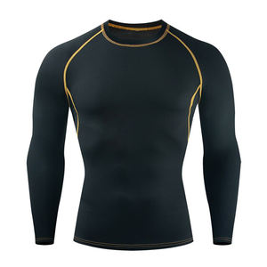 เสื้อแรชการ์ดแขนสั้นสำหรับผู้ชาย สีดำ ป้องกันแบคทีเรีย เสื้อกีฬา MMA เสื้อรัดรูป - Product Image 3