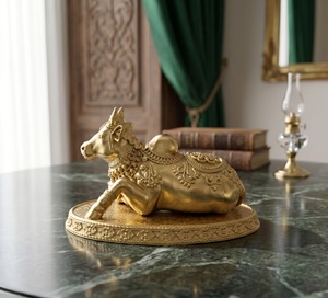 Ídolo de Nandi chapado en latón puro de Jaipur Metals |   Estatua Hindú Hecha a Mano 100% en Latón |   Regalo para el hogar, la oficina y la ceremonia Pooja |   10x6x6 cm |   198g - Product Image 1