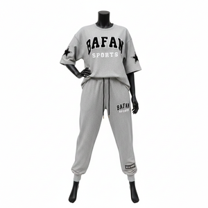 ชุดเสื้อยืดและกางเกงผ้าคอตตอนโพลีเอสเตอร์ลายวาฟเฟิล พรีเมียม 280 GSM สีเทา ดำ ขาว ปักโลโก้ สำหรับผู้หญิง - Product Image 6