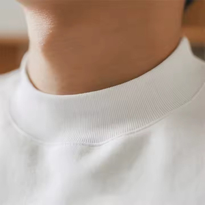 เสื้อยืดคอกลมแขนสั้นสีขาวสำหรับผู้ชาย ผ้าฝ้ายทรงปกติ สีพื้น สวมใส่สบาย ผ้าถักเนื้อเจอร์ซีย์ - Product Image 4