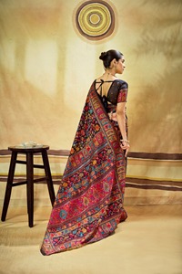 Sari de Seda Cachemira Pashmina con Tejido Zari, Ropa Étnica de Fiesta para Invierno, Prendas Indias y Pakistaníes de Alta Costura - Product Image 4