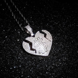 Collier pendentif cœur brisé micro-pavé plaqué or, bijoux hip-hop unisexe, cadeau - Product Image 2