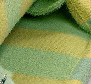 Grande trousse à maquillage en peluche de grande capacité avec un design minimaliste à rayures colorées - Product Image 2