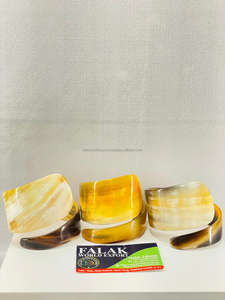 Brazalete pulido de cuerno de búfalo natural, accesorio de moda moderno hecho a mano ecológico de Falak World Export - Product Image 3