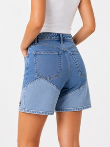 Shorts en jean pour femmes, tendance du moment, dernier design, tissu durable, coupe confortable, pour un usage décontracté estival. - Product Image 5